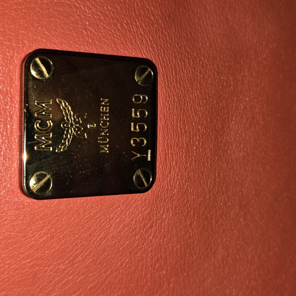 Low Start MCM ORANGE 2WAY SHOULDER BAG GREAT USED CONDITION - Picture 2 of 13